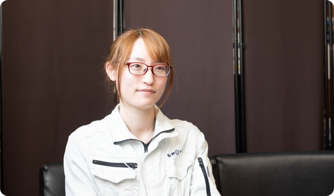 先輩社員の画像